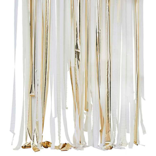 GOLD METALLIC PARTY STREAMERS BACKDROP
